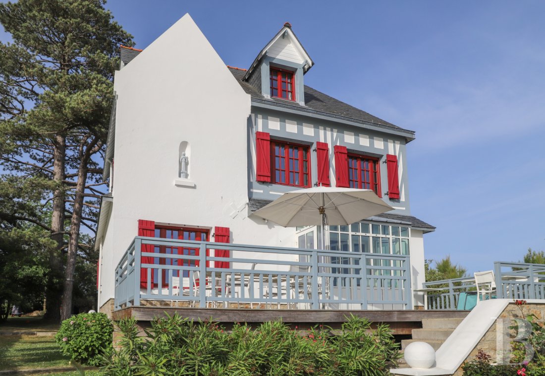 On the Île-aux-Moines, in the Gulf of Morbihan, a family house where you can almost step out onto the water - photo  n°7